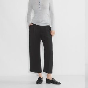 The Effortless Pant™ Cropped
